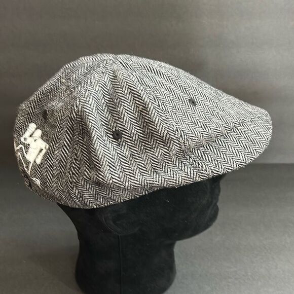 WWE Sami Zayn "Let's Go" Flat Cap Wrestling Gray Black Newsboy Driver Cabby - Picture 3 of 9